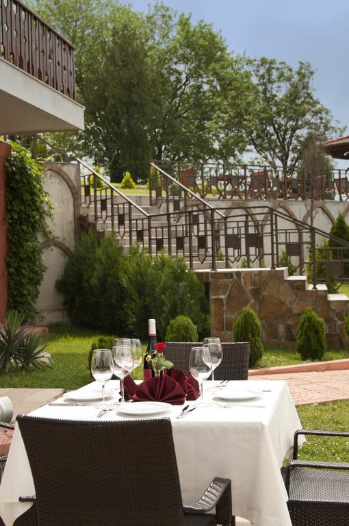 Park Hotel Arbanassi Exterior photo